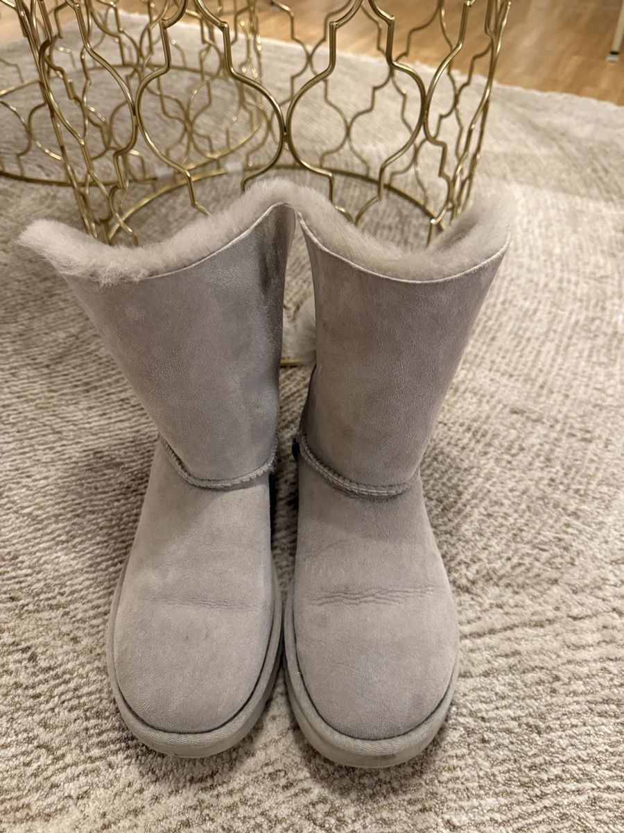Ugg Damenschuhe: UGG Grau 38 – Gebraucht aus Zug von katarinajj 1