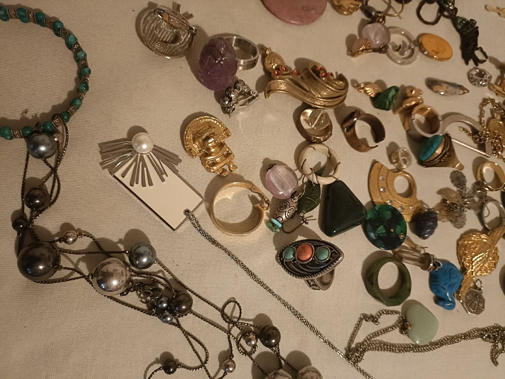 Altri gioielli: Diverse schmuck  – Usato da Uster venduto da gen_2njk 3