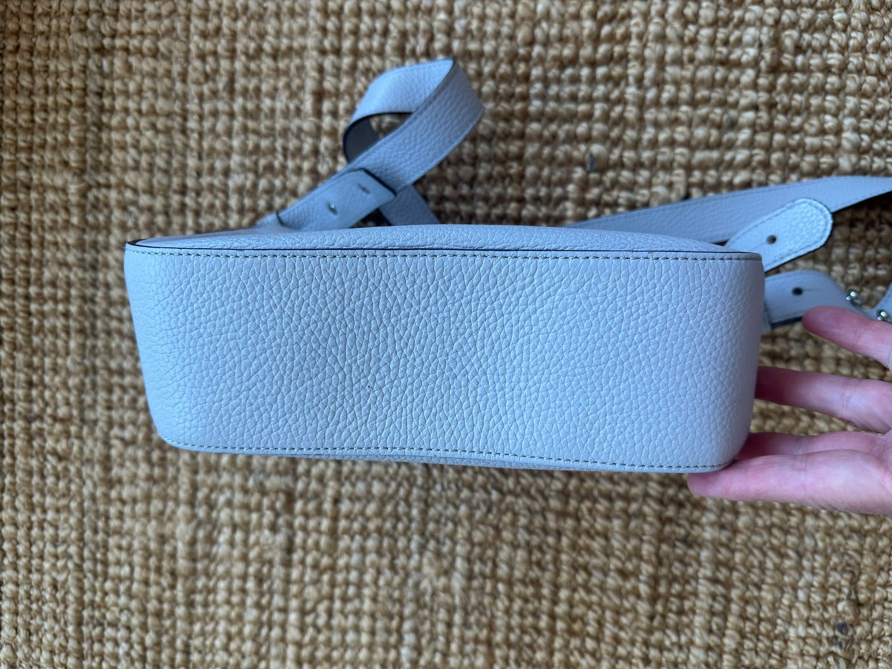 Abro Borse da donna: Abro Handtasche Leder hellgrau gebrauchter Zustand – Usato da Allenwinden venduto da Fun4you2 1
