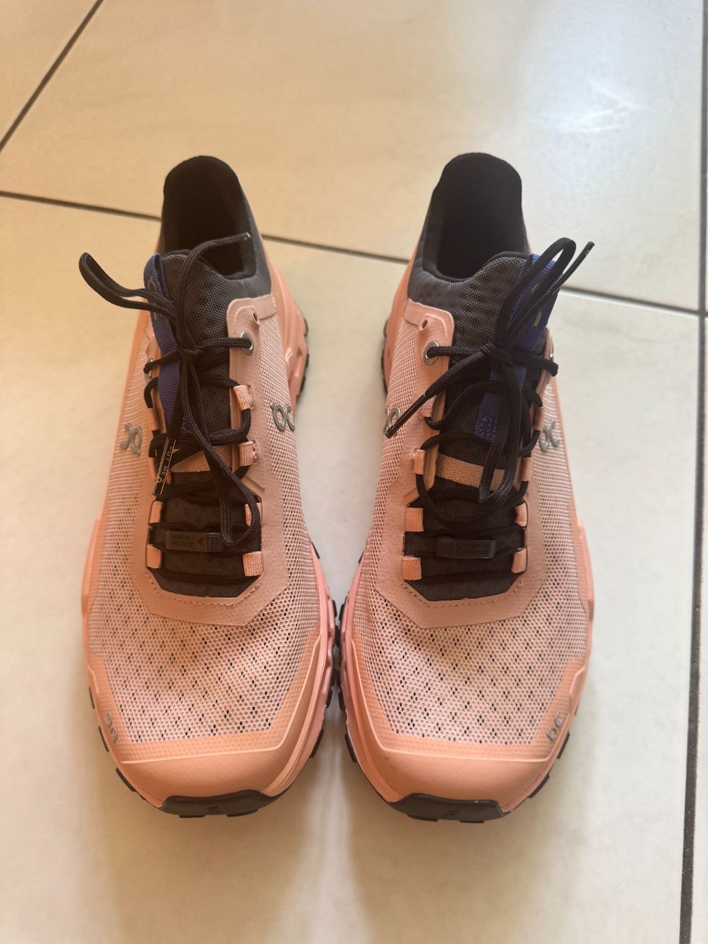 On Damenschuhe: NEU: ON CLOUD ULTRA Gr. 40 (USW 8.5) – Gebraucht aus Maienfeld von Fashion_2009 2