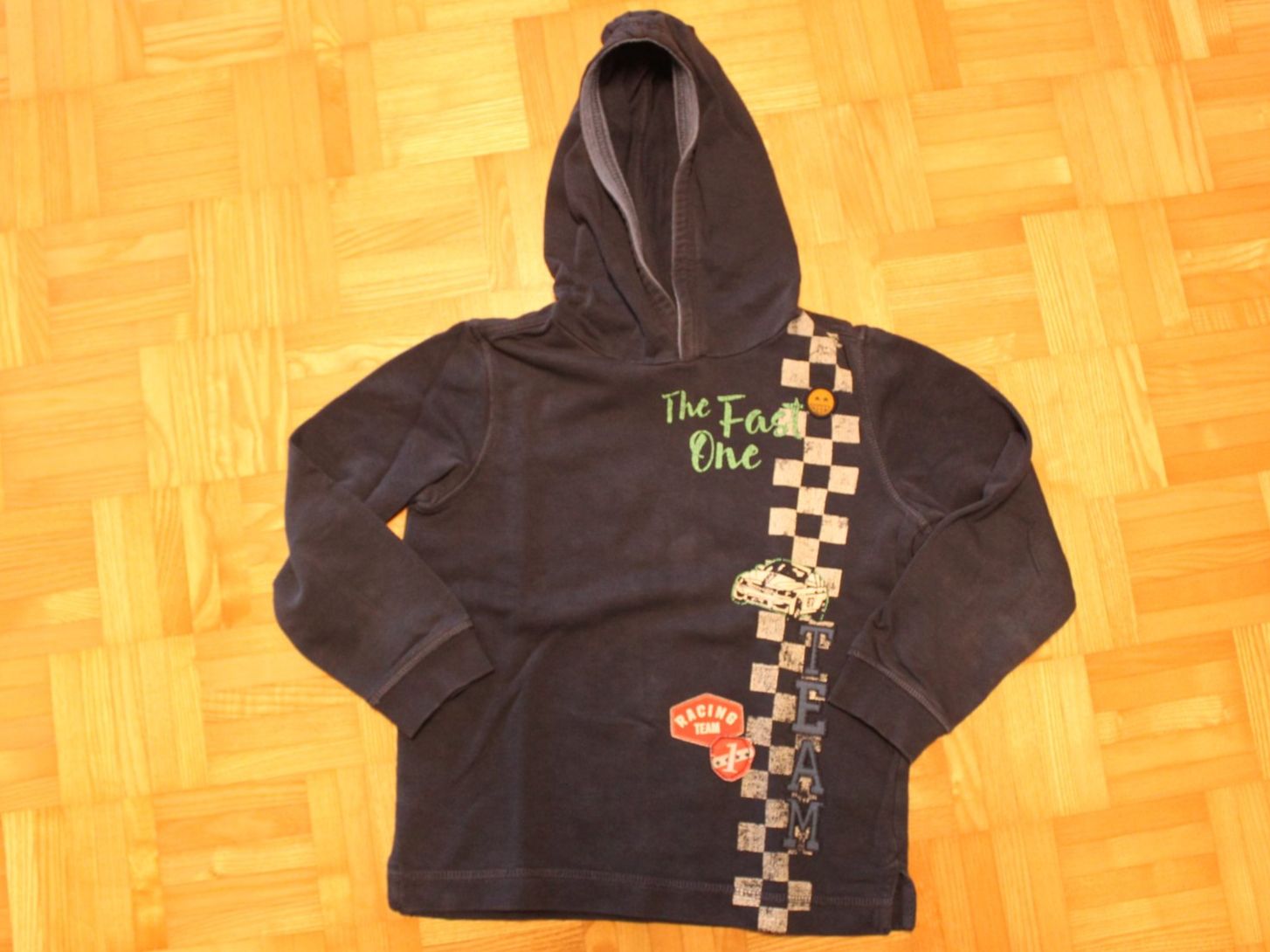 Maglioni & Felpe: Hoodie 3 Stück 116/122 – Usato da Walliswil-Nbipp venduto da Speer516 3