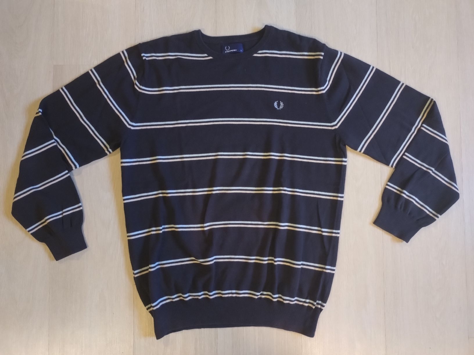 Fred Perry Pullover & Sweatshirts: Pull Fred Perry coton bleu rayé blanc taille L TBE  – Gebraucht aus Farvagny-le-Grand von LaCaverne