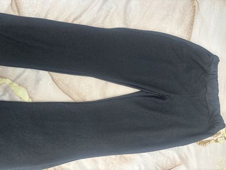 Pantalon noir pailletée 