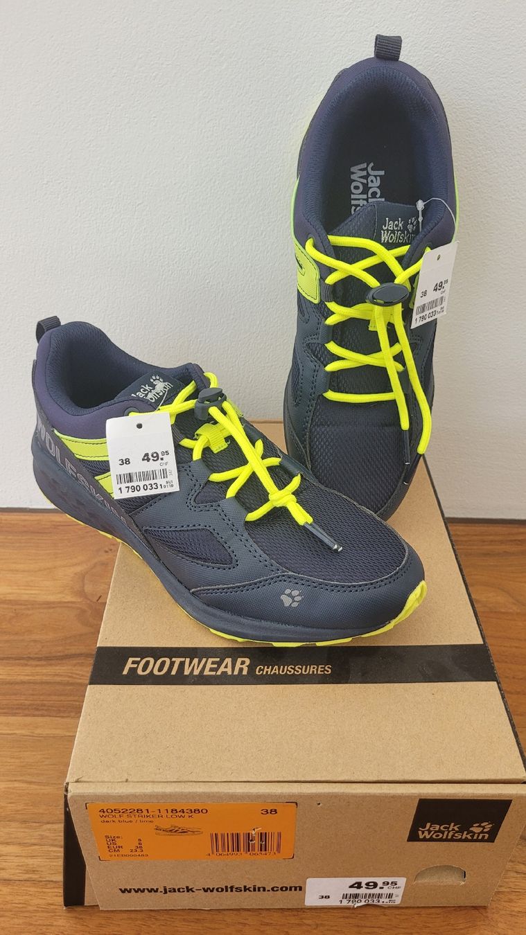 Jack Wolfskin Scarpe per ragazzi: Jack Wolfskin Wolf Striker Low K, Gr. 38, Neu – Nuovo e nell'imballaggio originale da Meierskappel venduto da Melebo