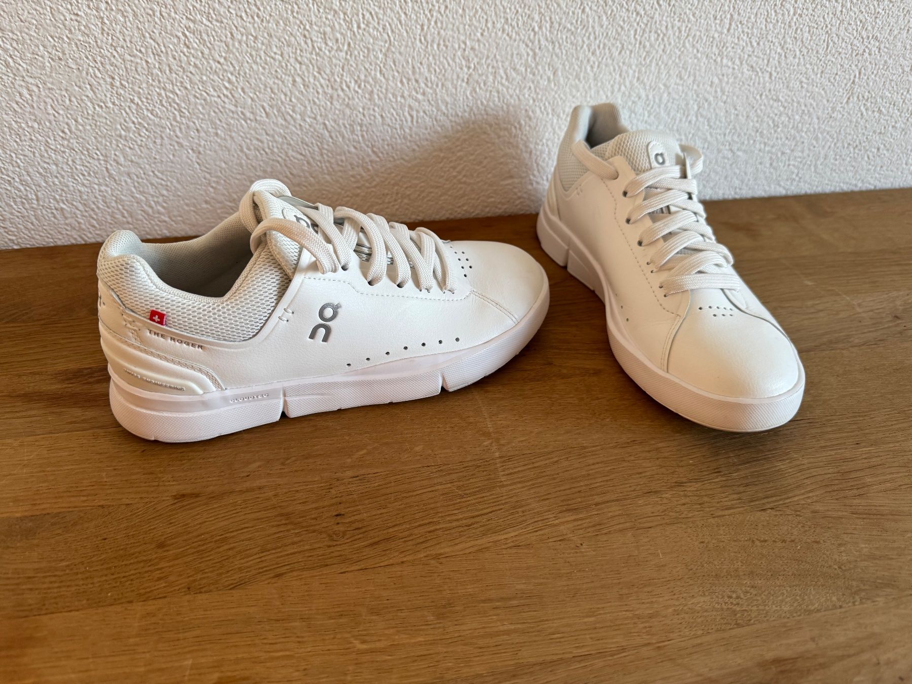 Scarpe da uomo: ON The Roger Advantage Herren Sneaker Gr 36.5 – Nuovo (secondo la descrizione) da frauenfeld venduto da tia01 1