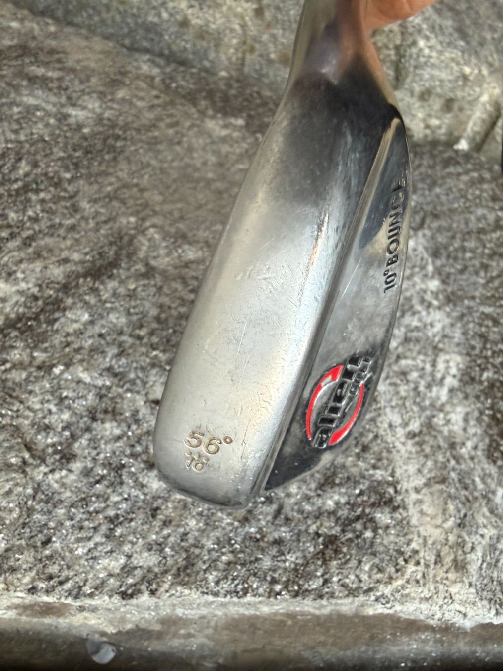 Clubs & Sets: Golf Top Wedge mit 56 Grad, Modell: ALIEN – D'occasion à Unterengstringen par Tnovus 6