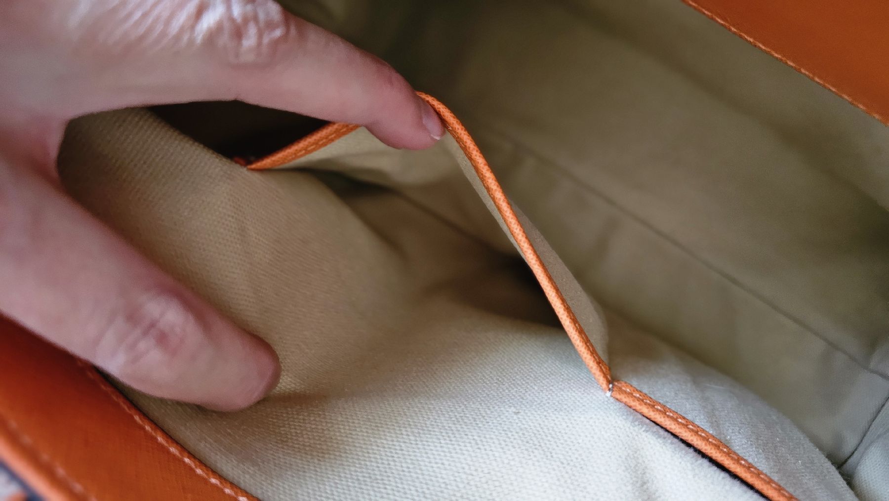 Coccinelle Taschen für Damen: Coccinelle Tasche – Gebraucht aus Sierre von ReflektSlow 6