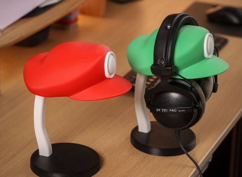 Sonstige Dekorationen & Accessoires: Support pour casque gaming imprimé en 3D – Neu (gemäss Beschreibung) aus Le Locle von per_pz79