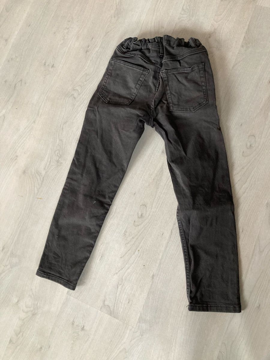 H&M Hosen: Hose H&M 122 – Gebraucht aus Amden von Karplusan 1