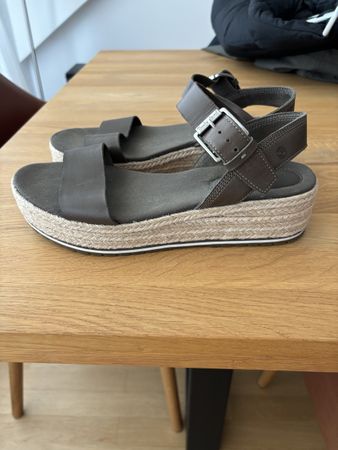 Timberland Sandale oliv Grösse 40, Sommerschuh Top Zustand