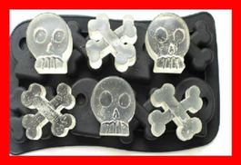 Eiswürfelbehälter Totenkopf Knochen Bone Tiefkühler Ice Cube