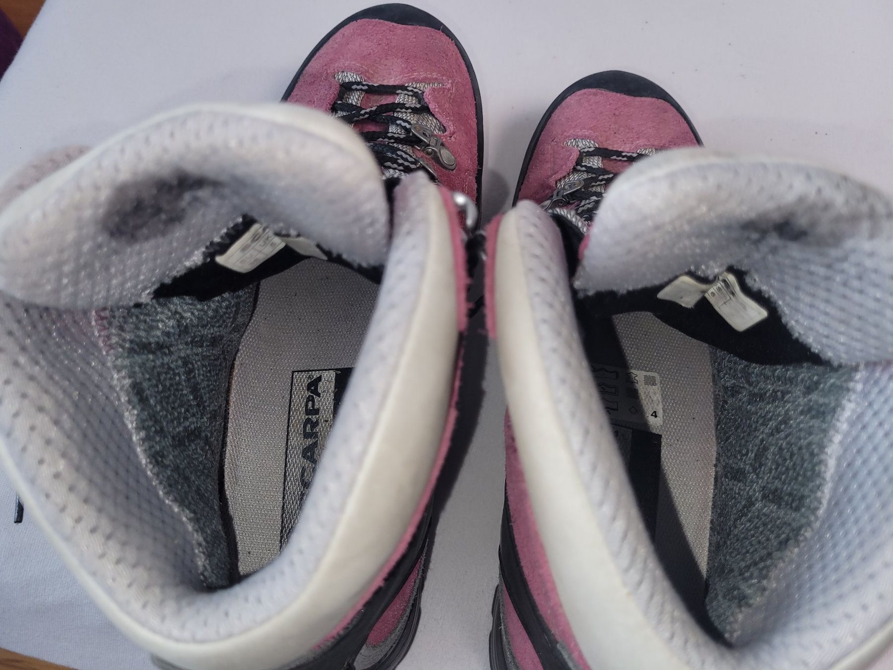 Scarpa Scarpe da donna: Wanderschuhe / Bergschuhe Scarpa Damen Gr. 38 – Usato da Uster venduto da Yayavanna 7