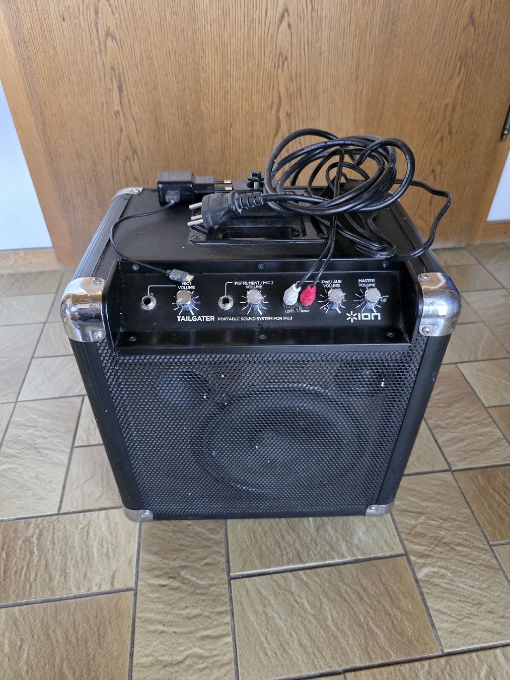 Casse acustiche: ION Tailgater Lautsprecher / Boxen – Usato da Rothrist venduto da rsu_96pl