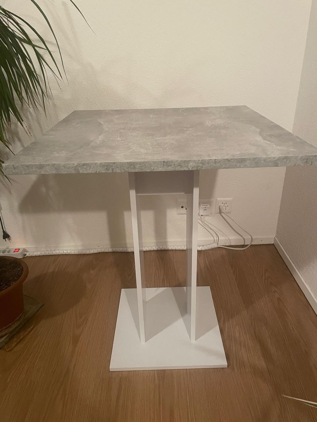 Tavoli: Kleiner Tisch – Usato da Dussnang venduto da Hakuna_matata7 1