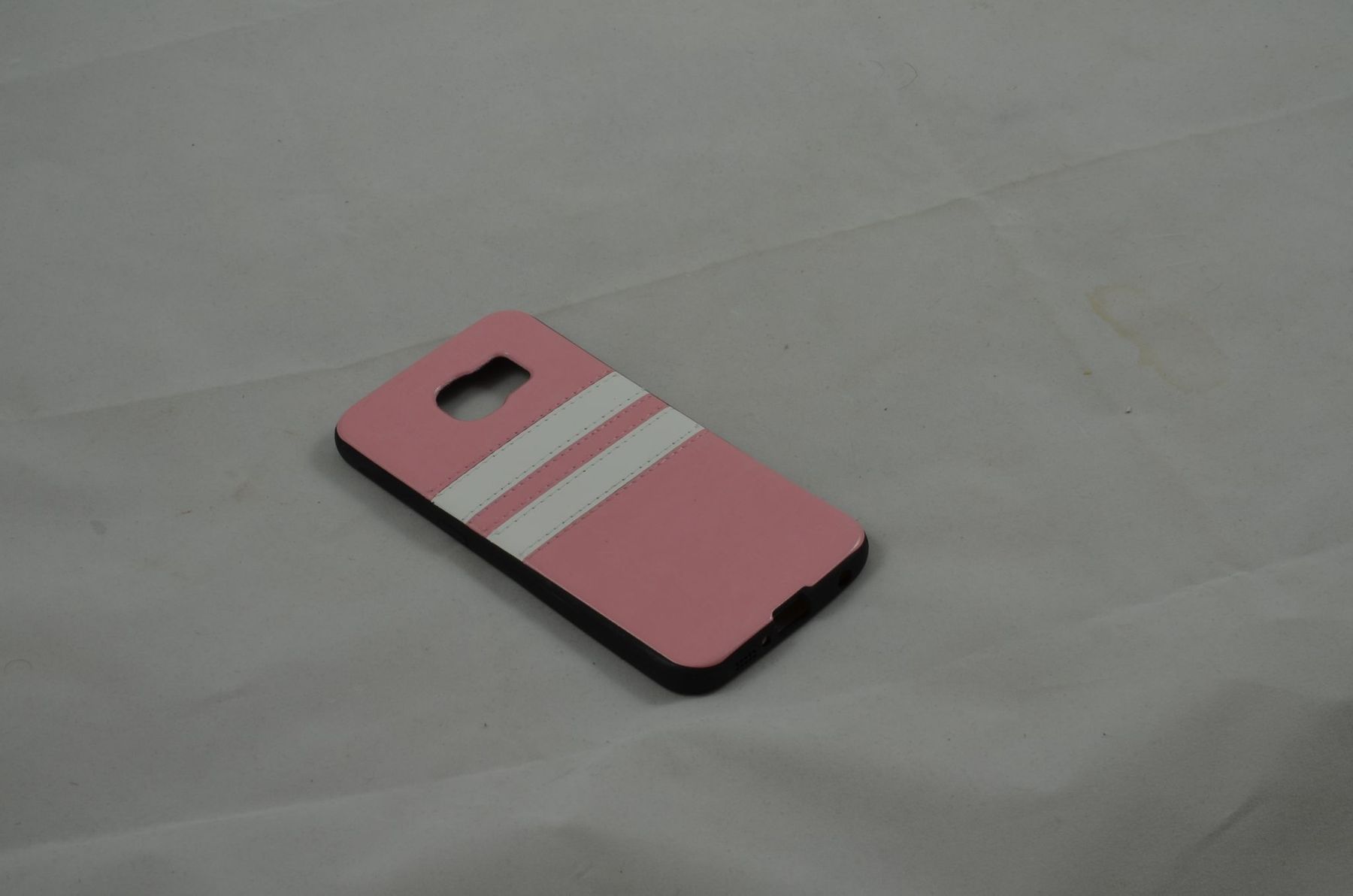Cover & Protezioni schermo: 21 Handy Cover Samsung Galaxy S6 – Usato da Buchs AG venduto da SellAndBuyX 4
