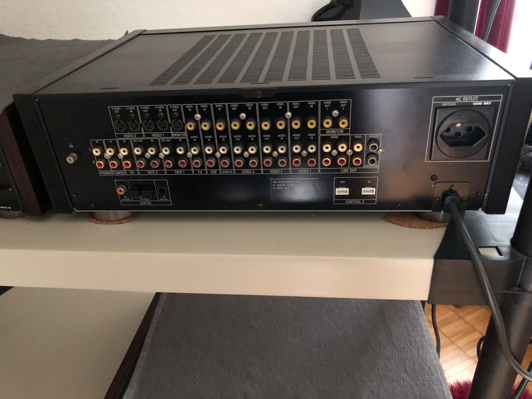 Sony Amplificateurs: Sony Digital Processing Control Amplifier TA-E 1000 ES – D'occasion à Münchenstein par Lexa-70 1
