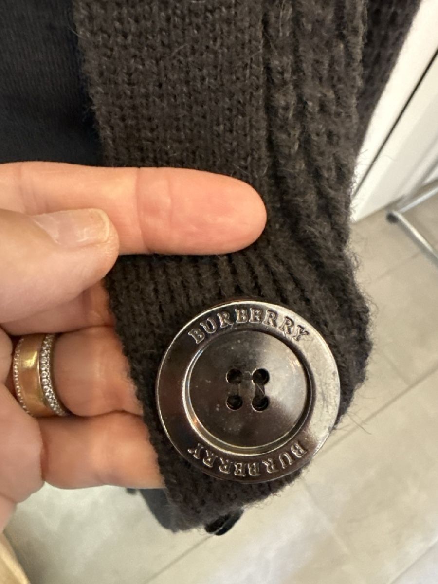 Burberry Giacche: Burberry Strickjacke mit schönen Details – Usato da Luzern venduto da Fullmoon68 2