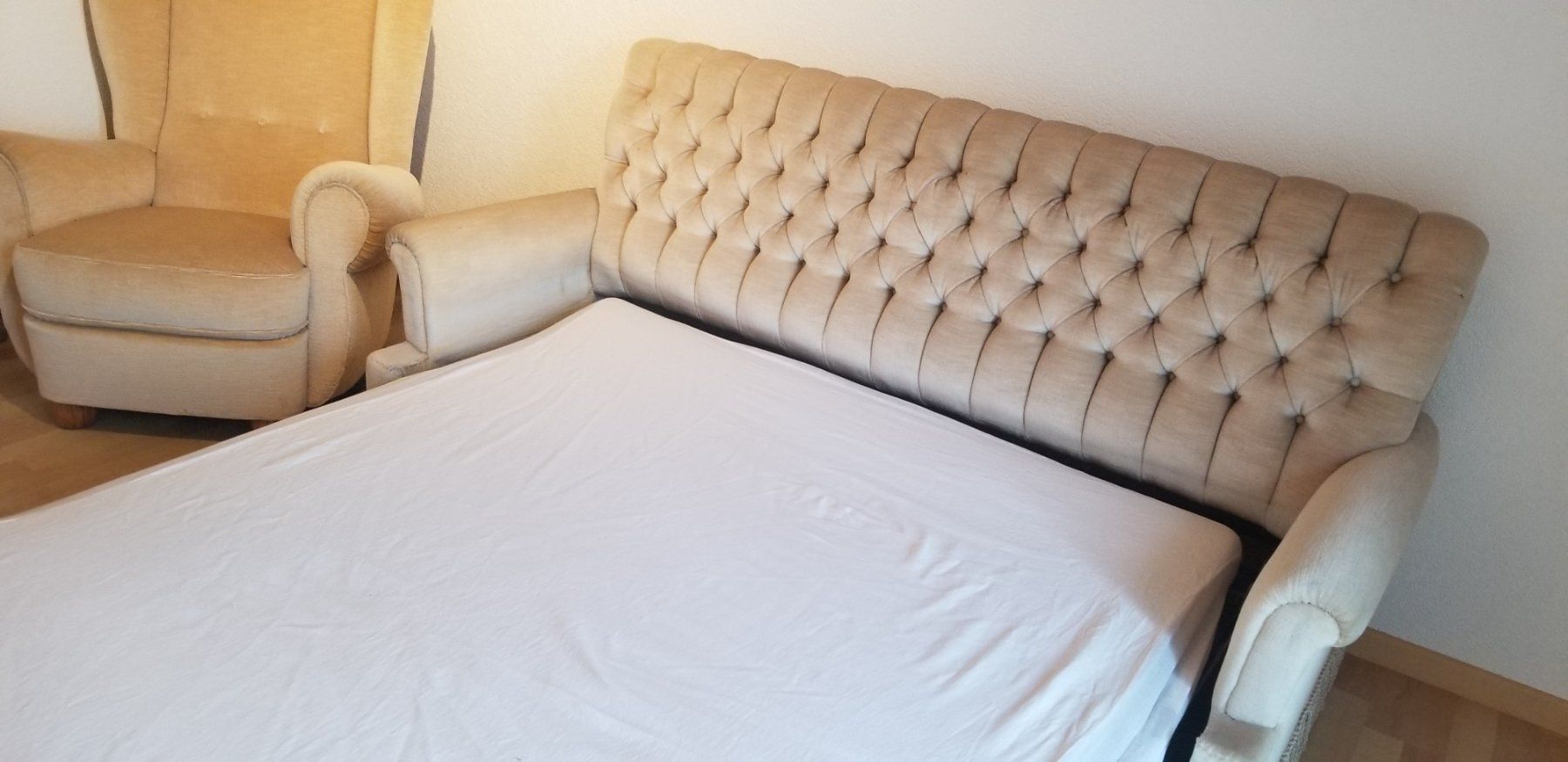 Divani: Bettsofa und Sessel, antik, sehr stabil, ein "Hingugker" – Usato da Menznau venduto da jul_l5bd 3