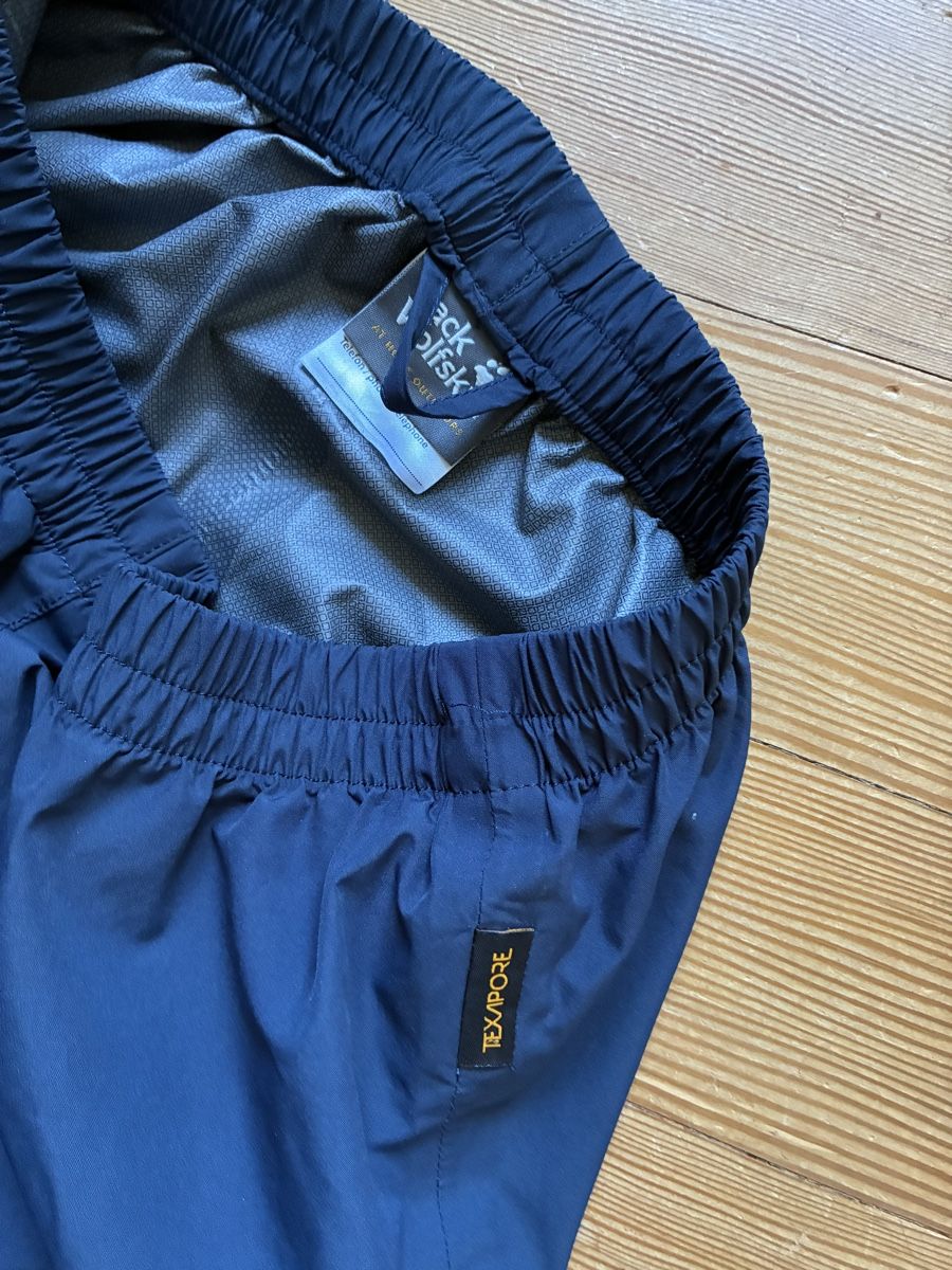 Jack Wolfskin Pantaloni: Regenhose Jack Wolfskin Gr. 164 – Usato da Biberist venduto da wacholder 3