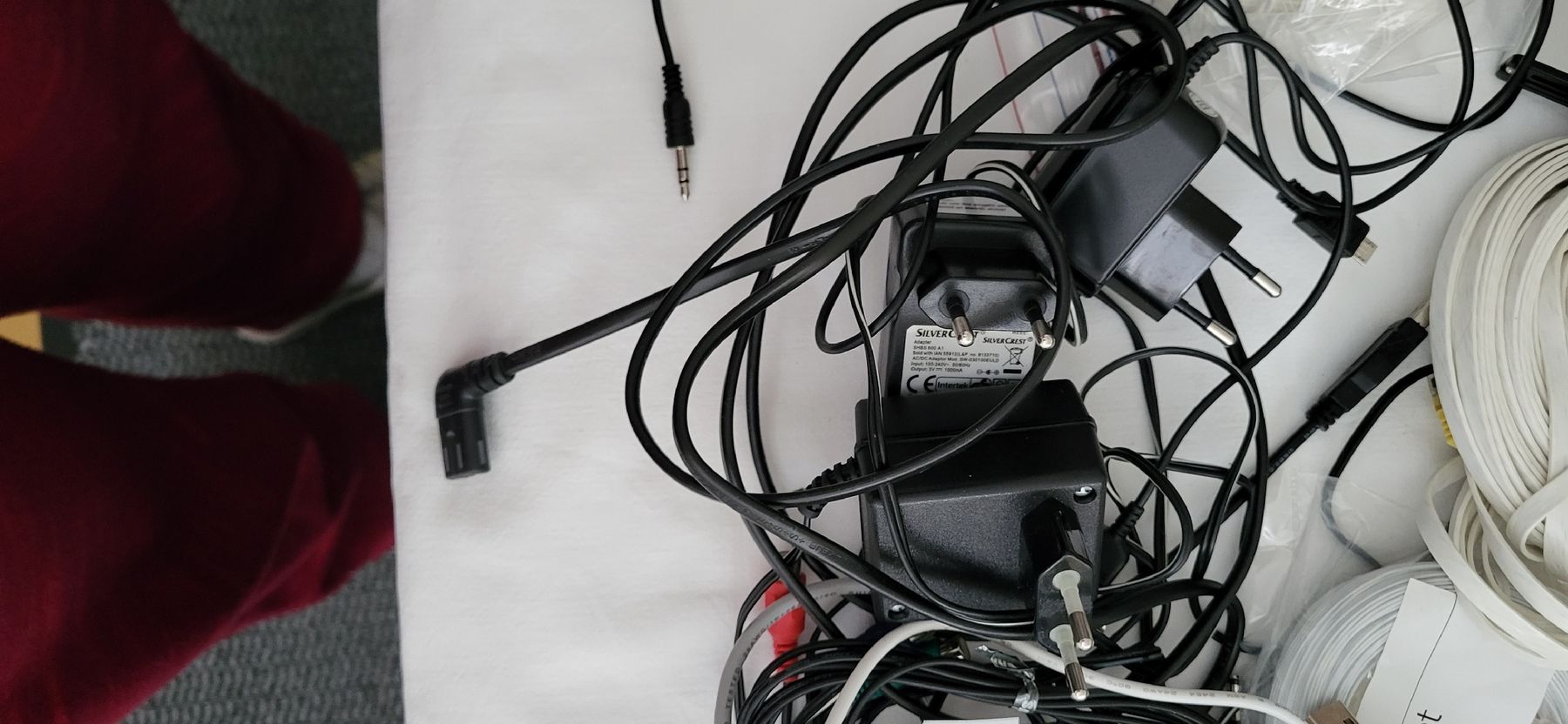 Cavi: Div. Kabel, Adapter etc. (ca. 2kg) – Usato da Spiez venduto da Lotta2 4