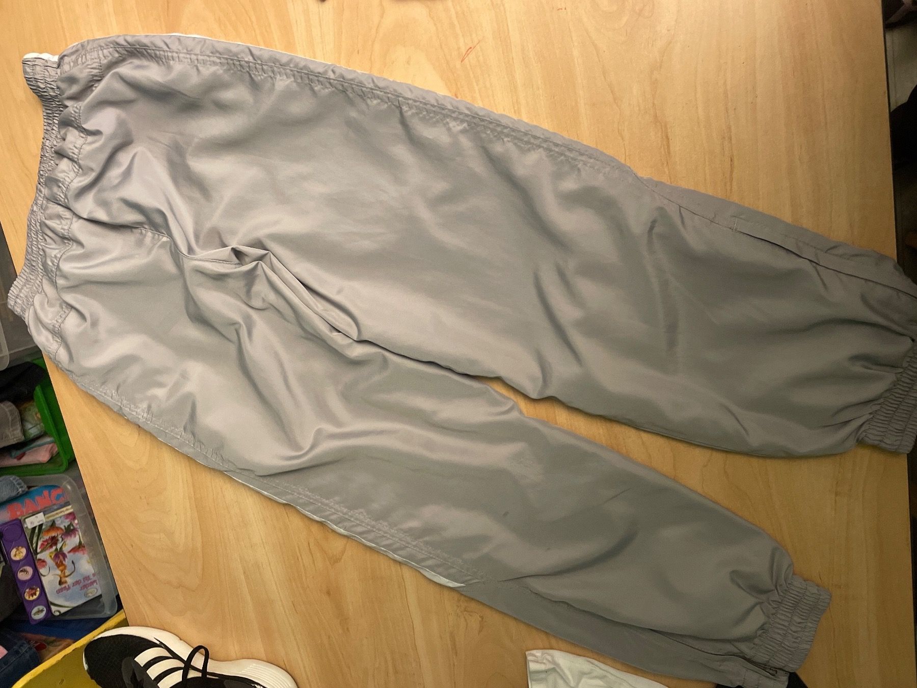 Pantaloni: Graue Switcher Trainingshose Gr.134 – Usato da Obergerlafingen venduto da cabo4 2
