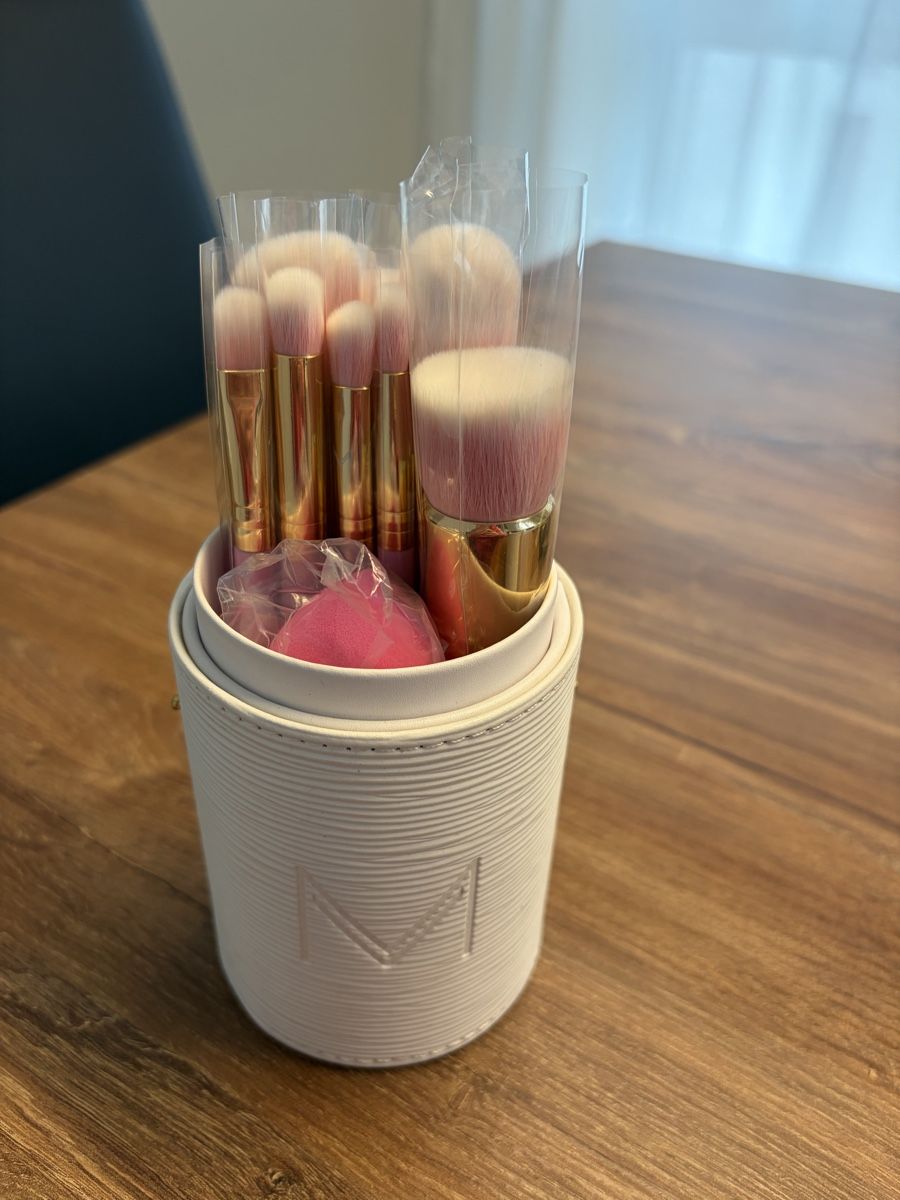 Make-up: Make-up Pinsel Set, neuwertig – Nuovo e nell'imballaggio originale da Kloten venduto da Ale-1994