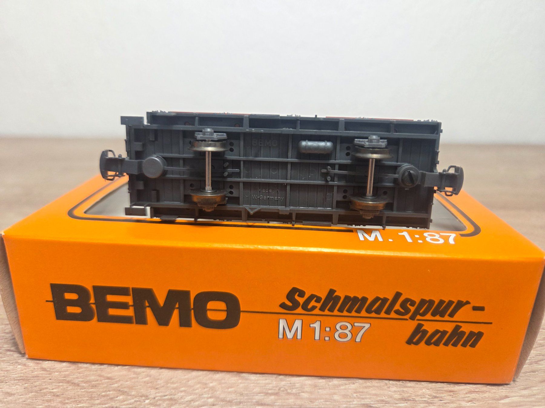 Bemo Modelleisenbahnen: Bemo 2258 Kieskistenwagen RhB H0m – Gebraucht aus St-Aubin-Sauges von Lo_Go 4