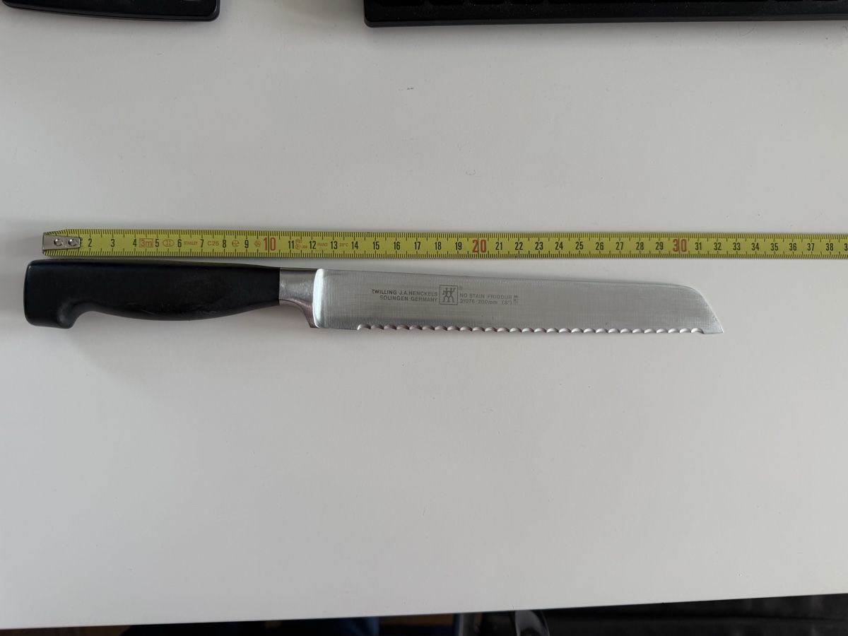 Zwilling Küchenmesser: Zwiling Messer  – Gebraucht aus Hergiswil NW von han_vq98