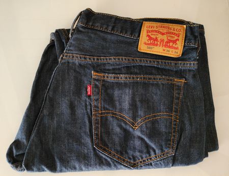 Levi's 569 Jeans dunkelblau Grösse W36 L34 guter Zustand