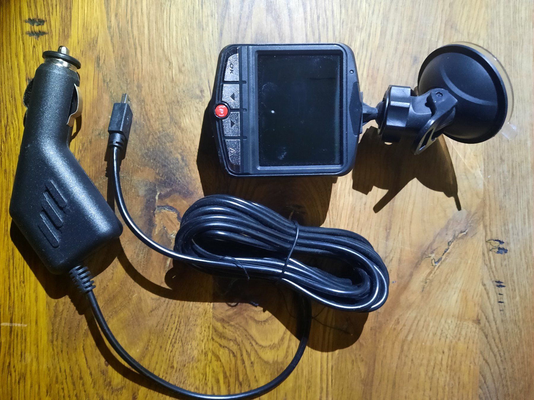 Action Cam: Auto Dashcam Full HD mit Saugfuss – Usato da Boll venduto da Einrad0 1