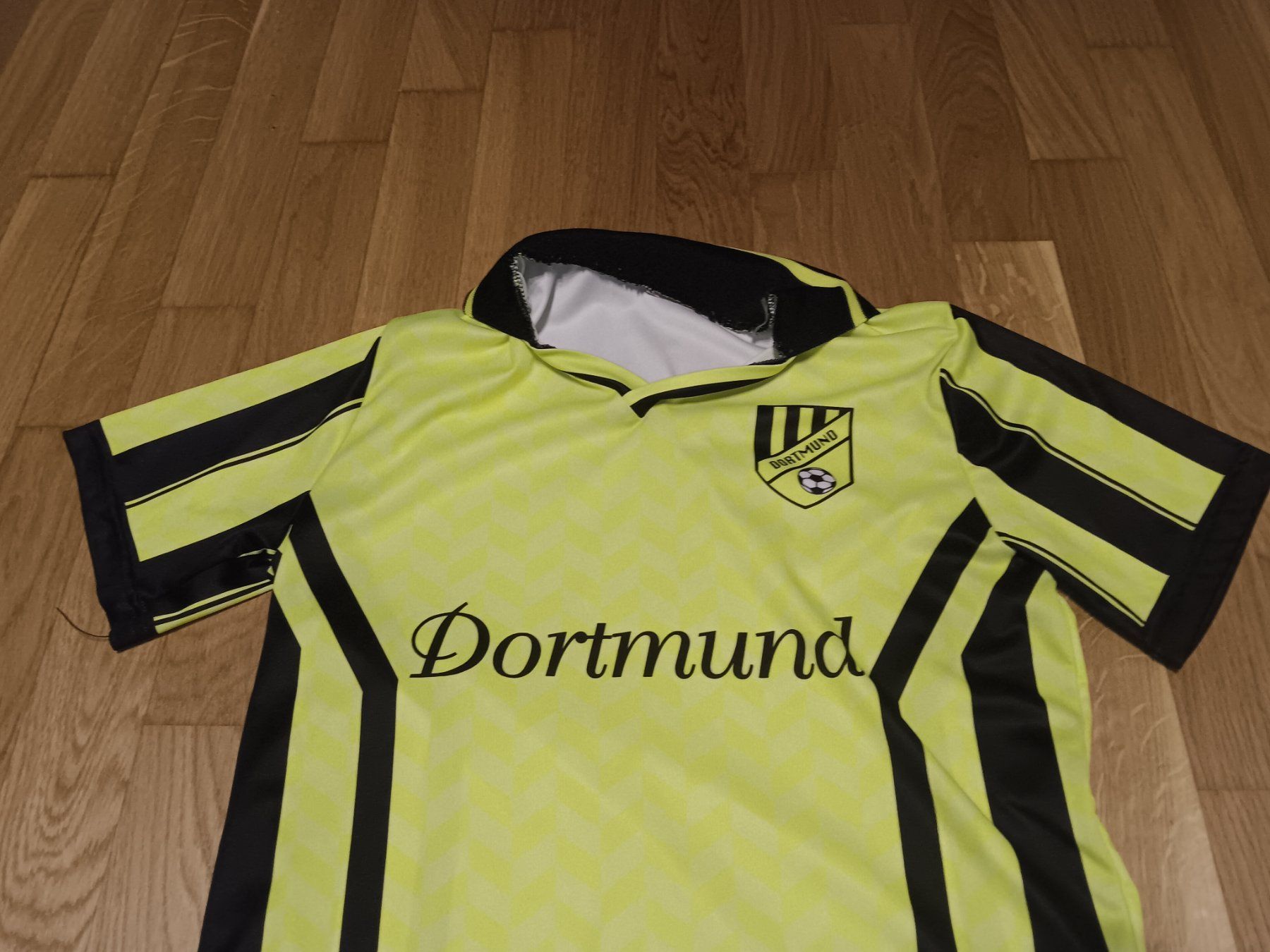 Camicie, T-shirt & Polo: Fussball  Shirt' Dortmund.Gr.M – Usato da aarburg venduto da macacito 1
