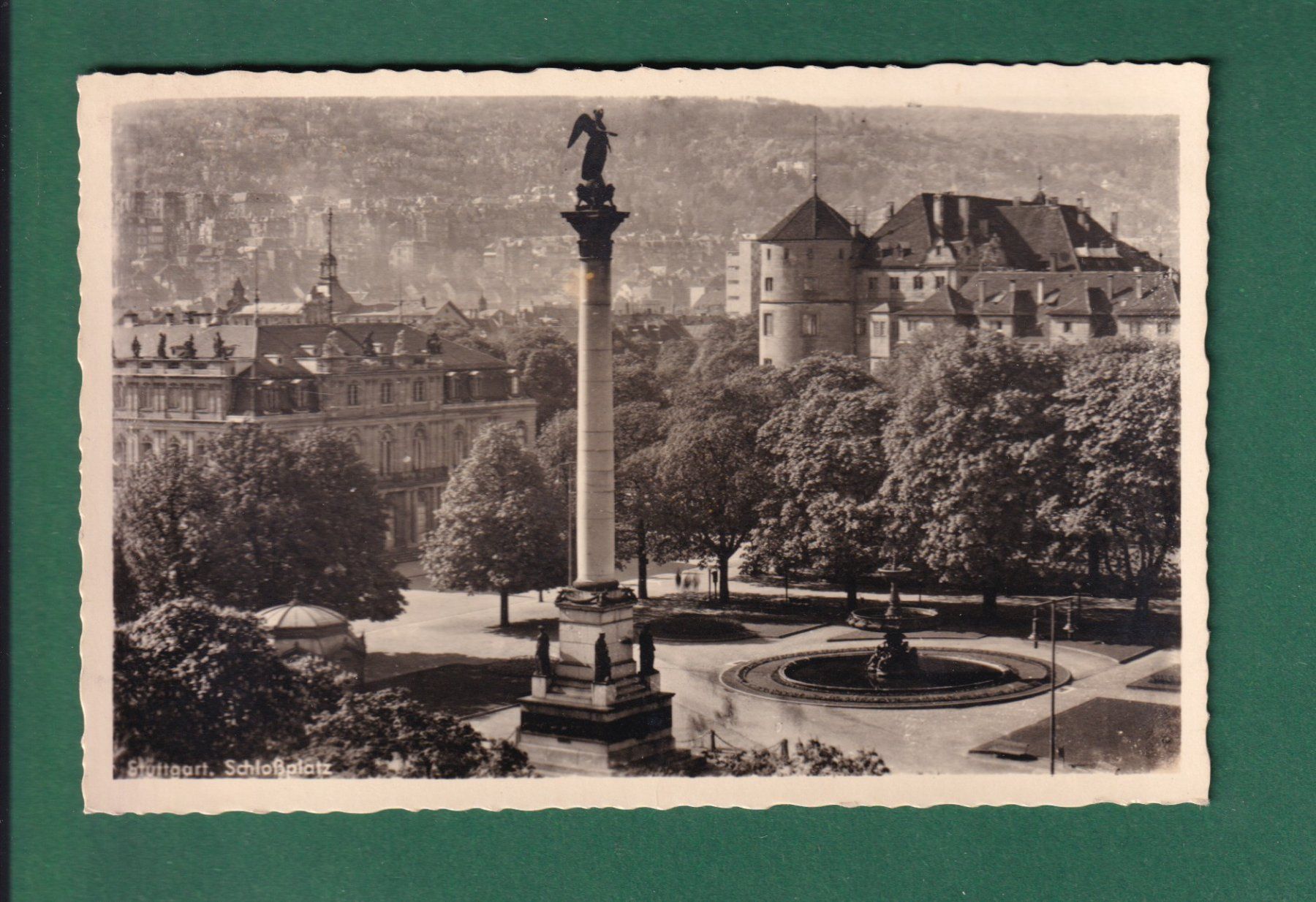 Cartes postales: STUTTGART - Schlossplatz - 1940 – D'occasion à Pully par nicecards-shop