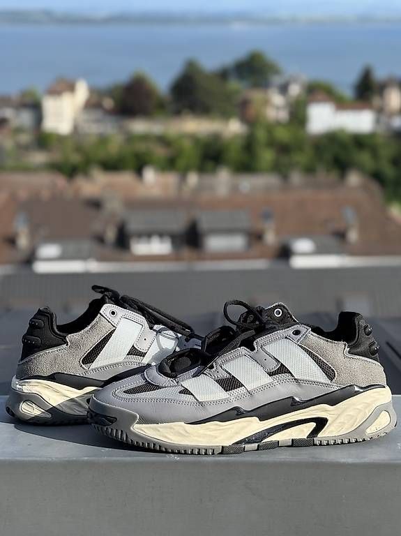 Adidas Scarpe da uomo: Chaussure Adidas – Usato da Neuchâtel venduto da didi10k