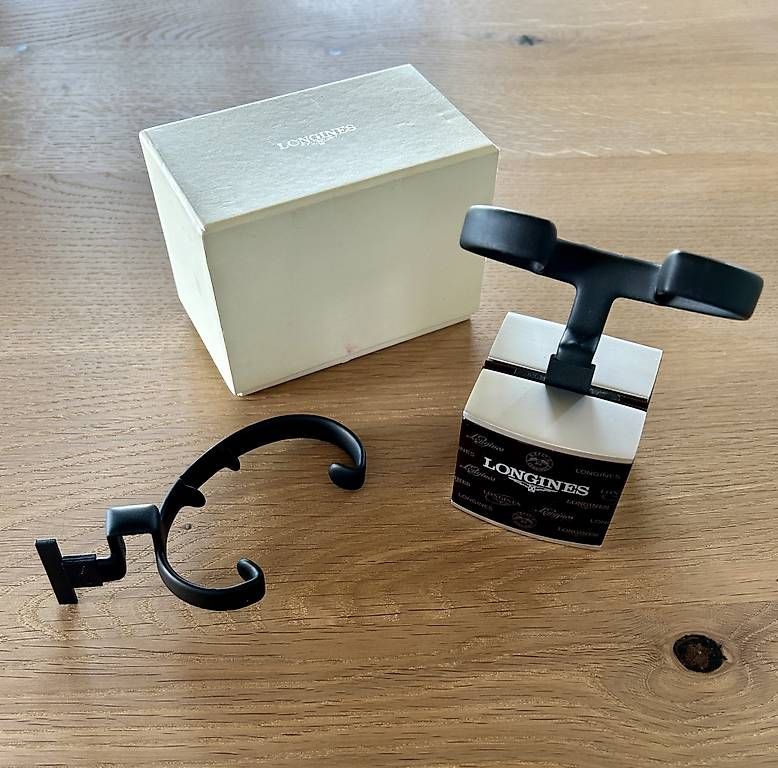 Scatole porta orologi: Longines Uhrenständer klein mit 2 Spangen – Usato da Rothenburg venduto da Druschii 1