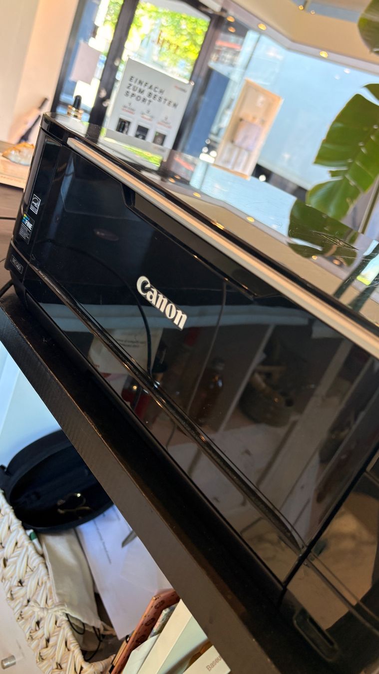 Canon Stampanti: Canon MG5250 Printer + cartridge’s – Usato da Zürich venduto da duc_pjh7