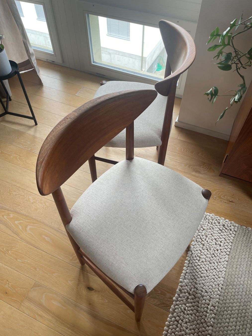 Chaises: Mid Century, Teak Stühle, Peter Hvidt – D'occasion à Oftringen par J_Zi 2