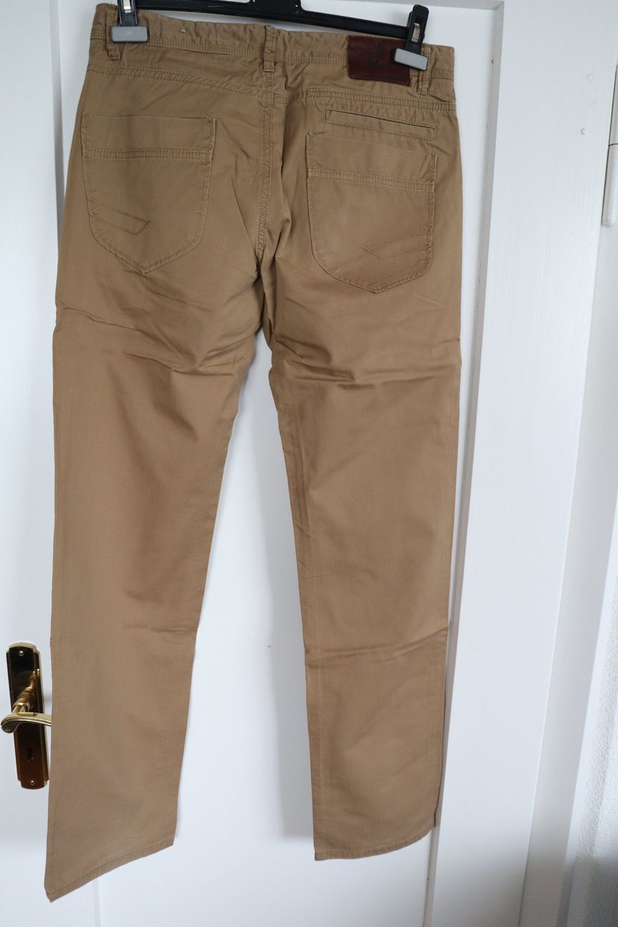 Mexx Pantaloni: Hose, Mexx, Gr. 32 / M, regular Fit /gerader Schnitt – Nuovo (secondo la descrizione) da Wattwil venduto da diamant1 1