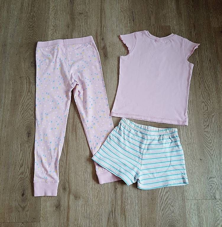 Pyjamas & Ähnliches: Herziges 3-teiliges Pyjama-Set rosa Gr. 110/116 impidimpi – Gebraucht aus Bütschwil von enzian008 1