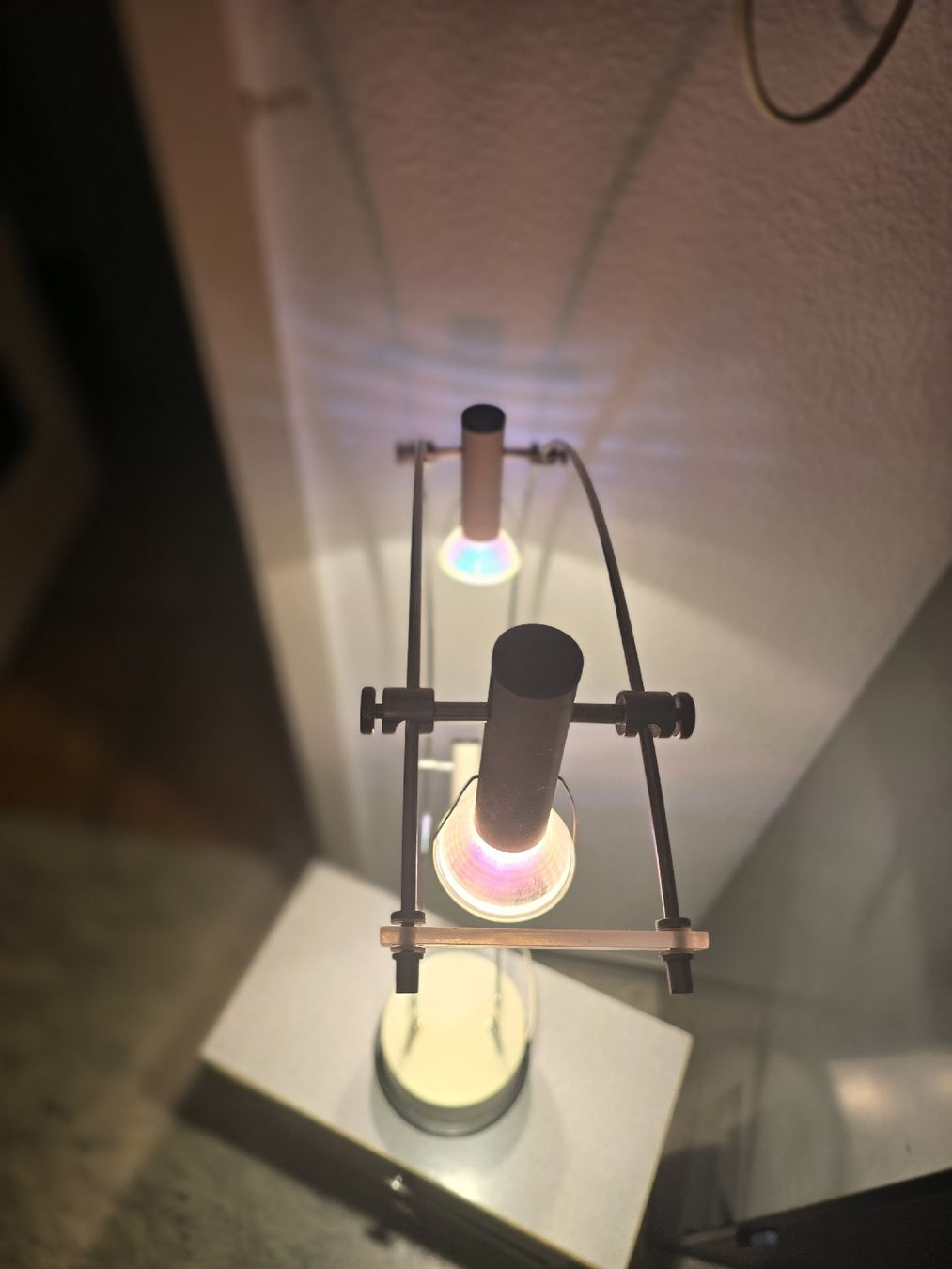 Lampade: Super coole halogen Lampe – Usato da Biel/Bienne venduto da alexriveros2 5