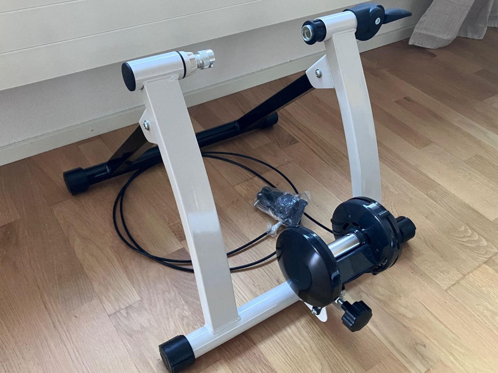 Hometrainer: Rollentrainer Neu – Neu (gemäss Beschreibung) aus Abtwil SG von k0n_xp9v