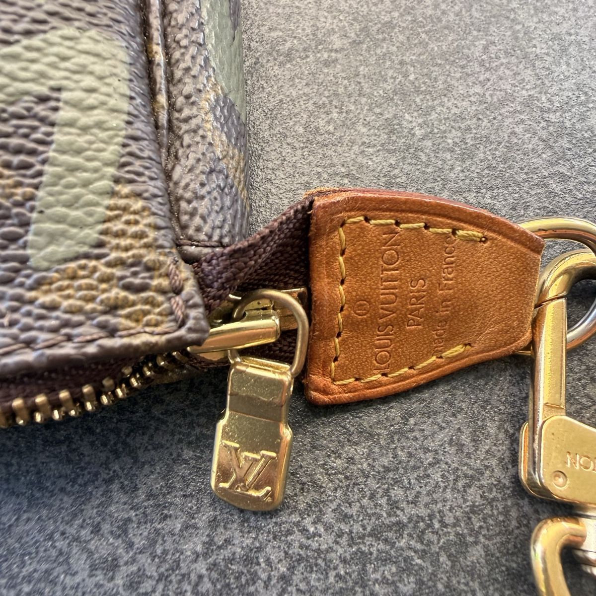 Louis Vuitton Taschen für Damen: Pochette Louis Vuitton & Stephen Sprouse Graffiti – Gebraucht aus La Tour-de-Peilz von nic_wqf2 4