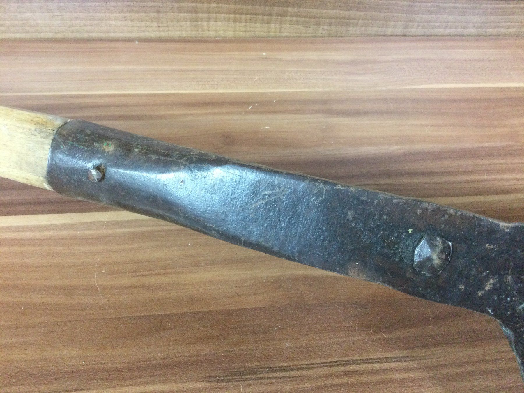 Attrezzi da lavoro: Antikes Heu Messer mit Holgriff für Garten oder Deko – Usato da Wangen SZ venduto da kuriosum12 4