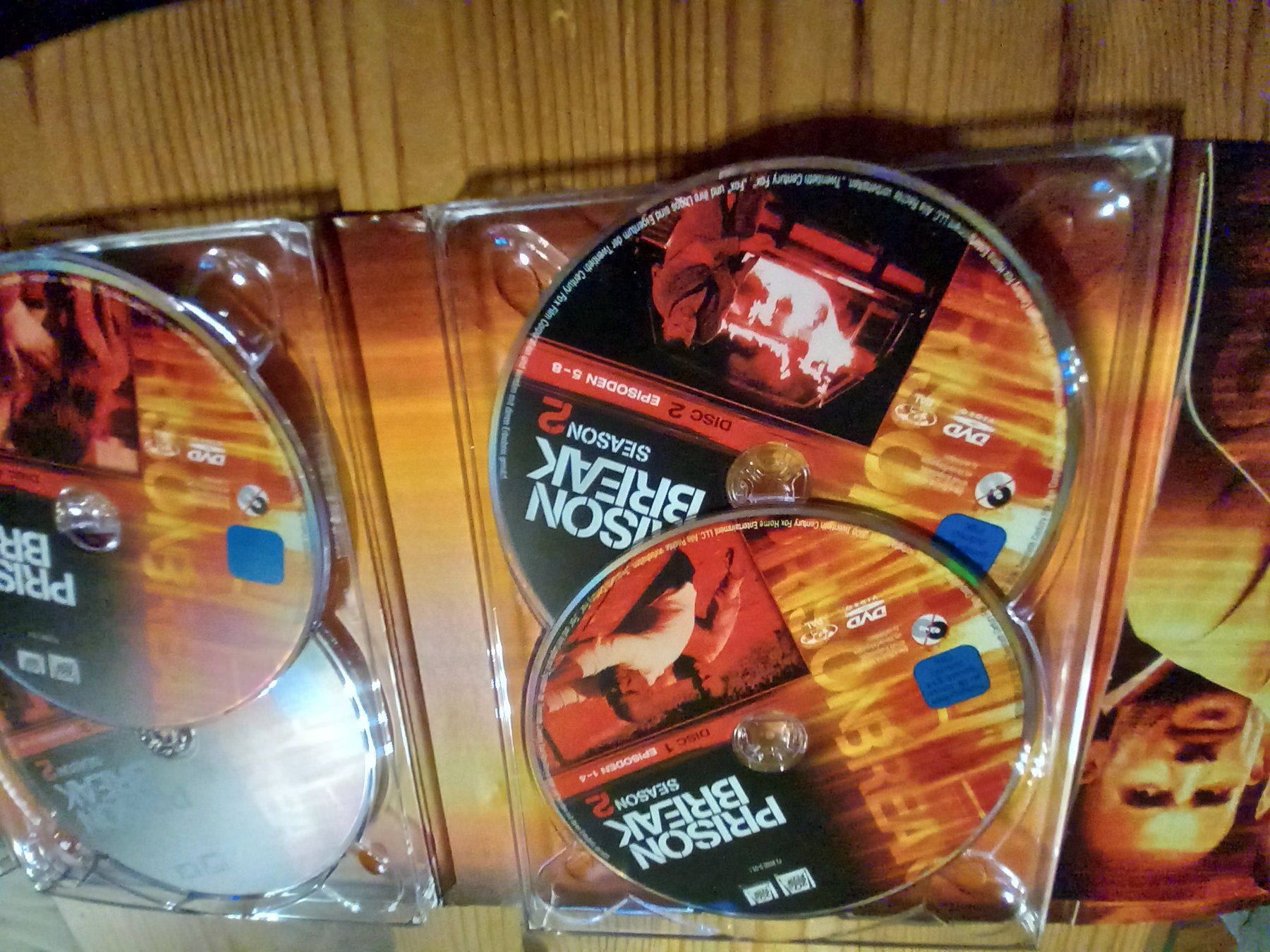 Tutti i DVDs: Staffel 2 von Prison Break – Usato da Langenthal venduto da noa_9wcy 2