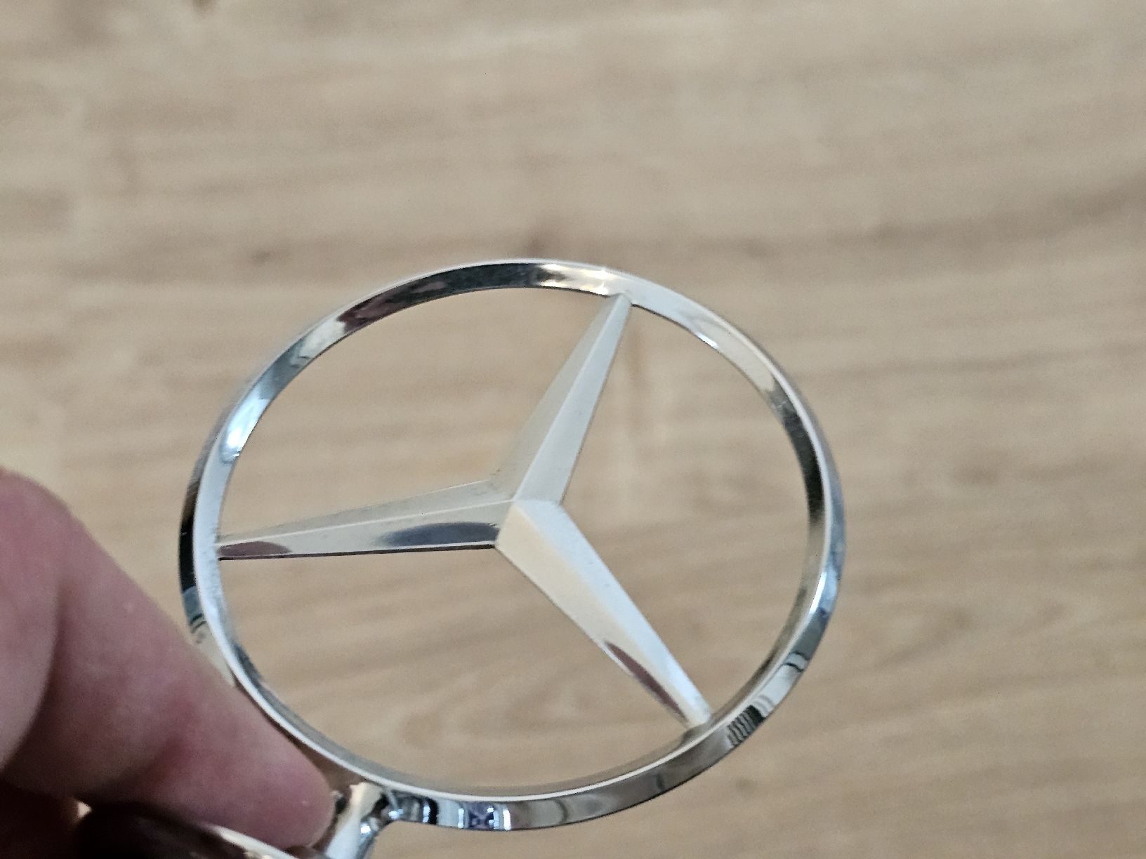 Tutti pezzi di ricambio auto: Mercedes Benz Stern – Usato da Kreuzlingen venduto da milo-ss 5