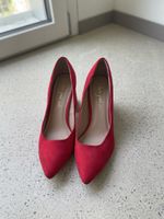 Rote Wildlederimitat Pumps Gr.41 neuwertig!