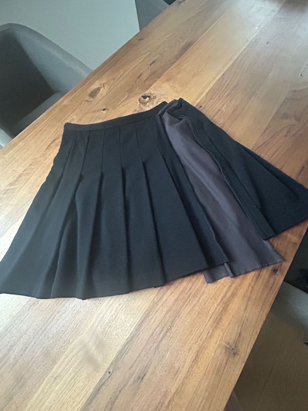 Costumes: Blazer und Jupe – D'occasion à Arbon par Bulgari2011 7