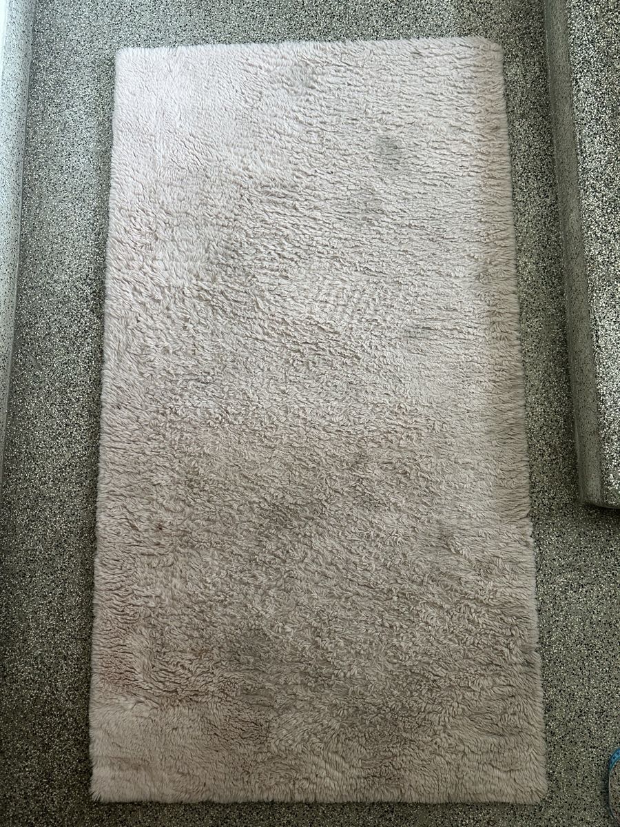 Tappeti: Flauschiger Teppich, Farbe rosa, 150x80cm – Usato da Lausen venduto da mir_kc2h