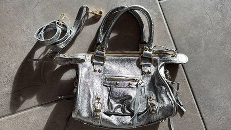 Vendo borsa argento