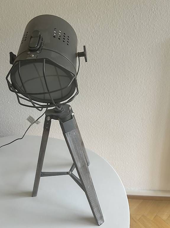 Lampade: Vintage studio spotlight – Usato da Basel venduto da val_h2tc 3