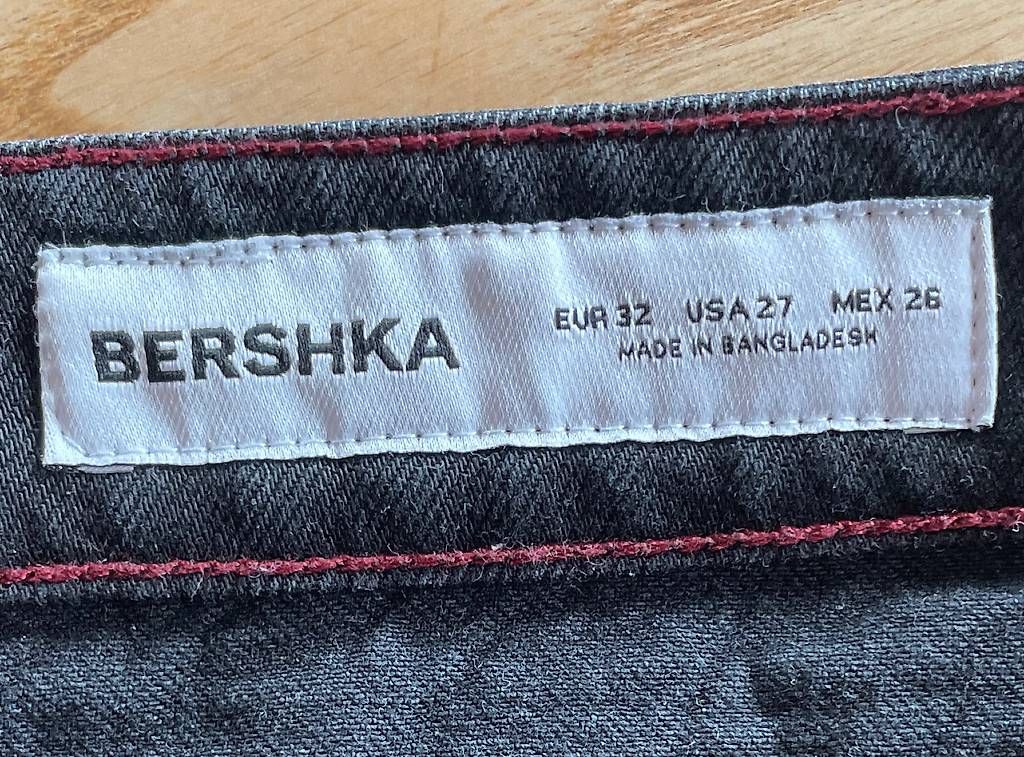 Pantaloni: Baggy-Jeans Gr. 32 / ca. 176 – Usato da Zweisimmen venduto da Mikat 2